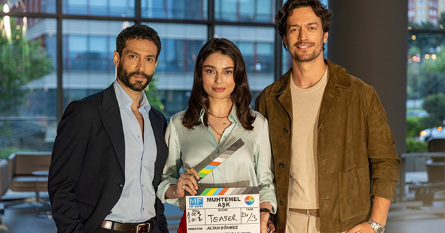 Muhtemel Aşk... SETTEN İLK KARELER GELDİ!