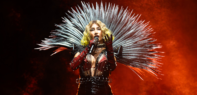 Hande Yener... HARBİYE'DE TARİHİ SEZEN GECESİ!