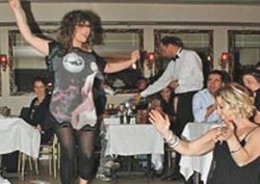 Şebnem Bozoklu... "CANIM AİLEM"İN MELİHA'SI KURTLARINI DÖKTÜ !..