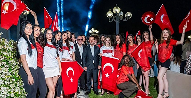 A MİLLİ FUTBOL TAKIMI’NA BOĞAZ’DA MORAL GECESİ!