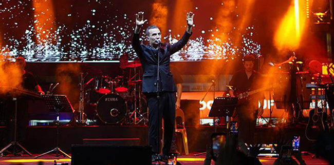 Ferhat Göçer... ERZİNCAN’DA UNUTULMAZ KONSER;