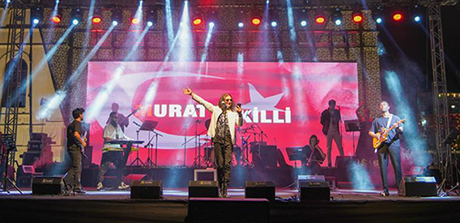 Murat Kekilli... SİVAS MEYDANI’NDA UNUTULMAZ KONSER!