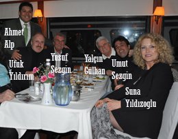 Ahmet Alp... BABASININ ANISINA ALBÜM YAPTI!