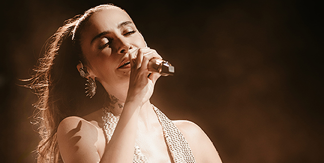Sıla... YAZ KONSERLERİNE HIZ KESMEDEN DEVAM!