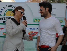 Emir? TARKAN'DAN SONRA HÜLYA AVŞAR DESTEĞİ?