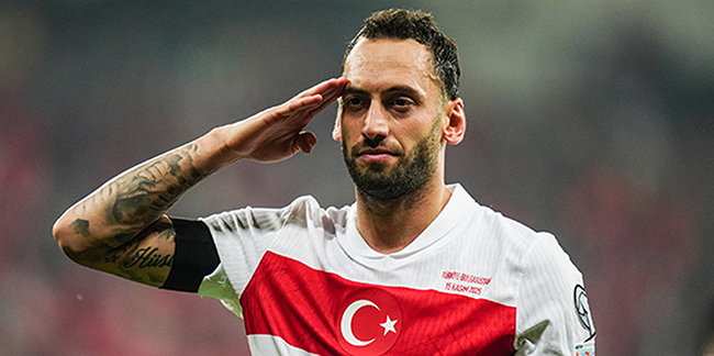 Hakan Çalhanoğlu... TATİL İÇİN KÖYÜNÜ SEÇTİ!