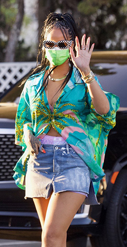 rihanna-alisveris2.jpg