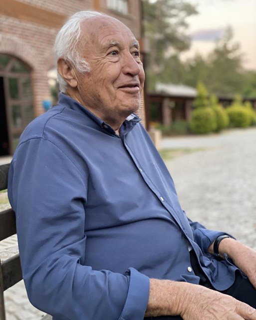 yilmazerdogan-babalargunu.jpg