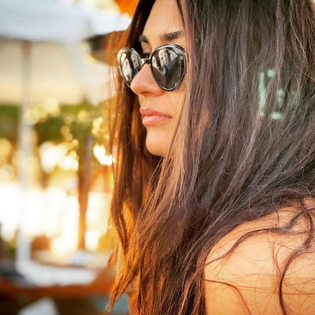 tubabuyukustun-makyajsiz.jpg