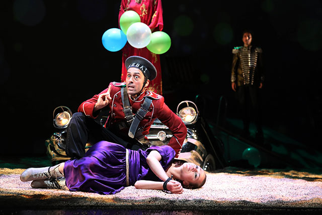 2022/01/24/antigone-oyun1.jpg