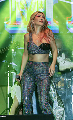 handeyener-sarisin1.jpg