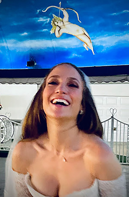 jenniferlopez-dugun1.jpg