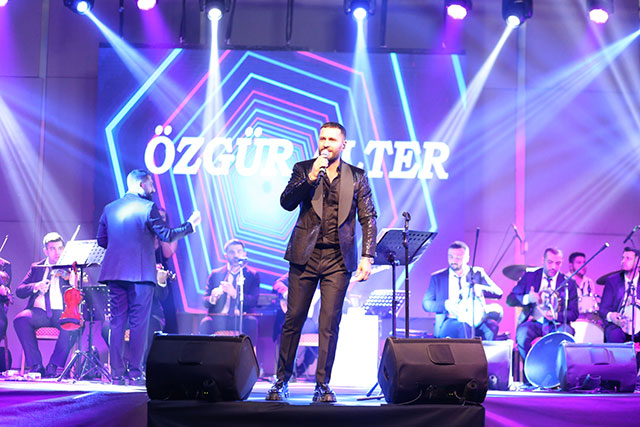 ozguralter-yilbasi.jpg