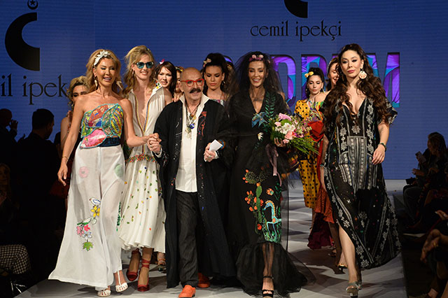 cemilipekci-defile2.jpg