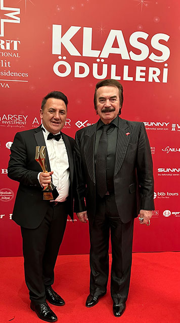mustafabozkurt-odul2.jpg