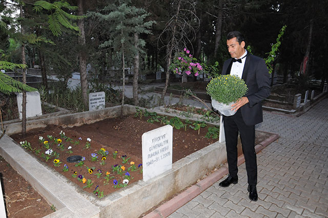ilhandogan-annemezar.jpg