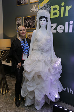 zeliha-posetsergi1.jpg