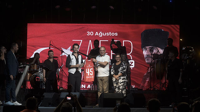 cembelevi-30agustos.jpg