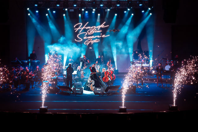 handeyener-01.jpg