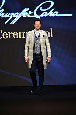 muzaffercaha-defile5.jpg