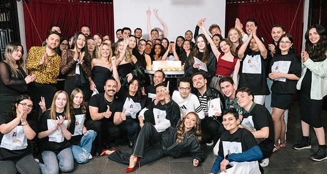 hadise-h-album-ozel-dinleti-foto4.jpg