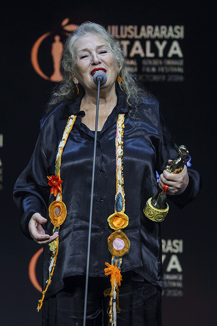 altinportakal-suzankardes.gif