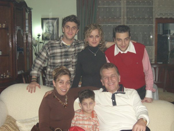 atillaarcan-ailesi.jpg atillaarcan-ailesi.jpg