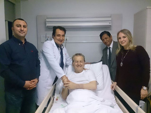 atillaarcan-ameliyat-doktorlari-001.jpg atillaarcan-ameliyat-doktorlari-001.jpg