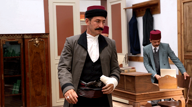 murathan_kirikparmak_1.gif murathan_kirikparmak_1.gif