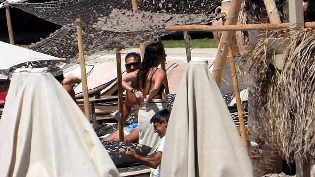 ozgeozpirincci_mayo1.jpg ozgeozpirincci_mayo1.jpg