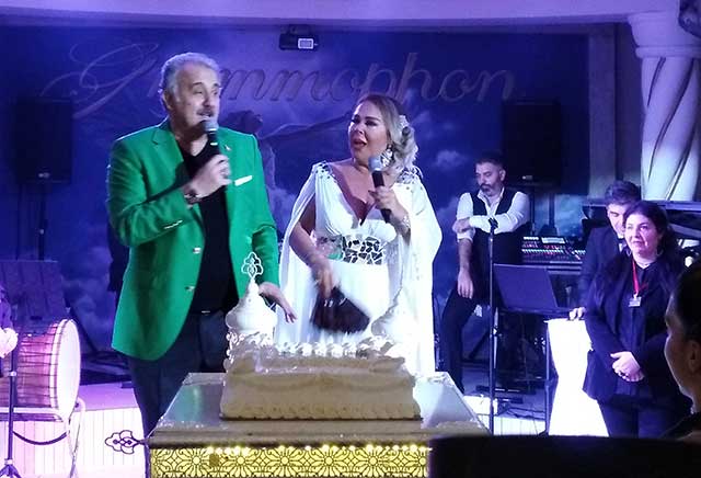 safiye_faik_gramofon2-002.jpg safiye_faik_gramofon2-002.jpg