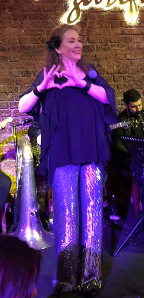 suzankardes_sevgililergunu1.jpg suzankardes_sevgililergunu1.jpg