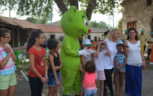 zelihasunal_bademli_1.jpg zelihasunal_bademli_1.jpg