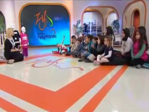 ZAHİDE YETİŞ’TEN MİNİKLERİ EĞİTİCİ VİDEO