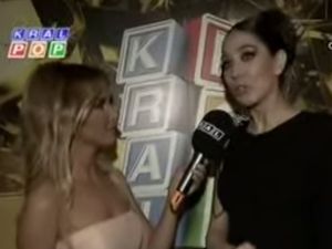 Ece Gürsel Kral TV Ödüllerine çıplaklığıyla damga vurdu