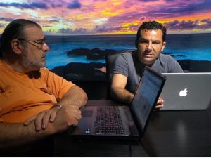 FERHAT GÖÇER, MAGAZİNKOLİK'İN FACEBOOK SAYFASINI YÖNETTİ...